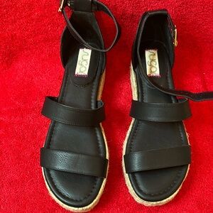 Sugar Womens Tahini Faux Leather Wedges Espadrilles Black 8.5 or 9  No Size On